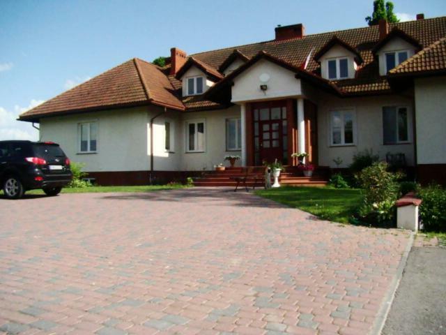 Pensjonat Dworek Baranowka Goniadz Exterior photo
